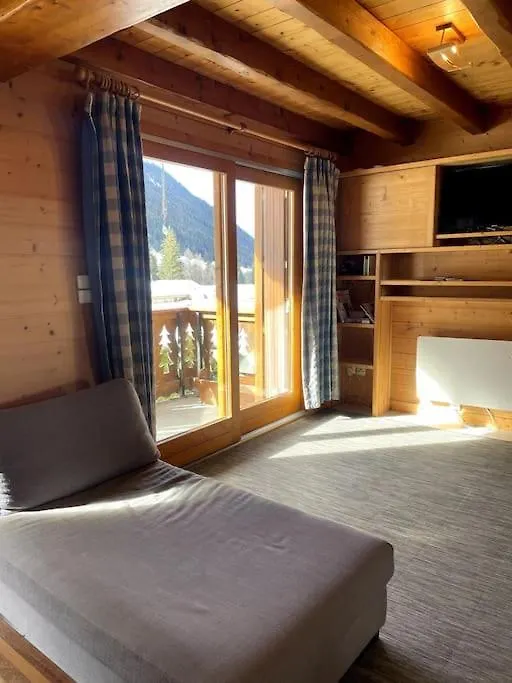 Chalet Le Genepi 4-6 Pers La Plagne