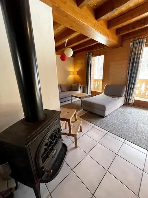 Chalet Le Genepi 4-6 Pers La Plagne France
