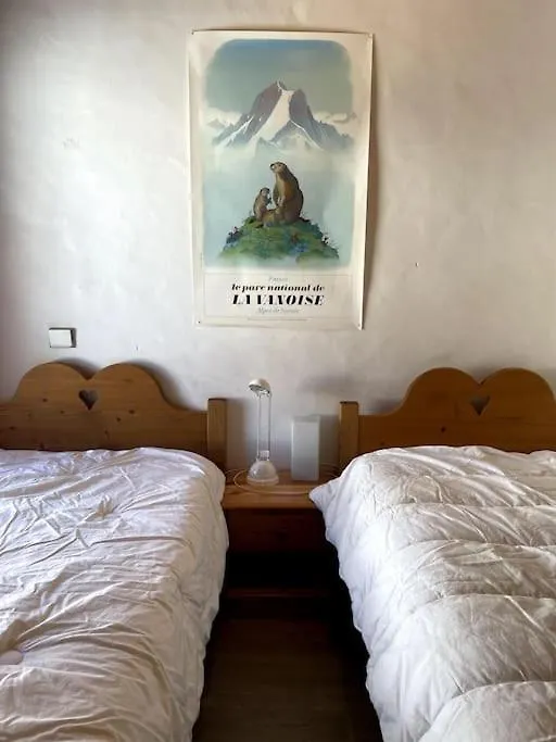 Chalet Le Genepi 4-6 Pers La Plagne Daire