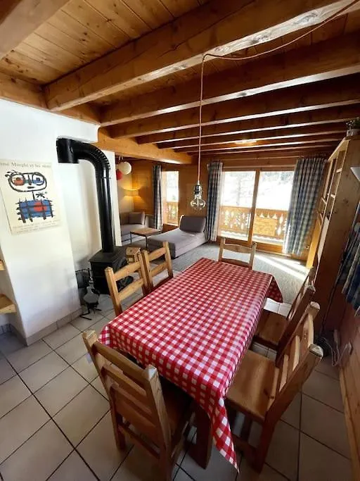 Chalet Le Genepi 4-6 Pers La Plagne